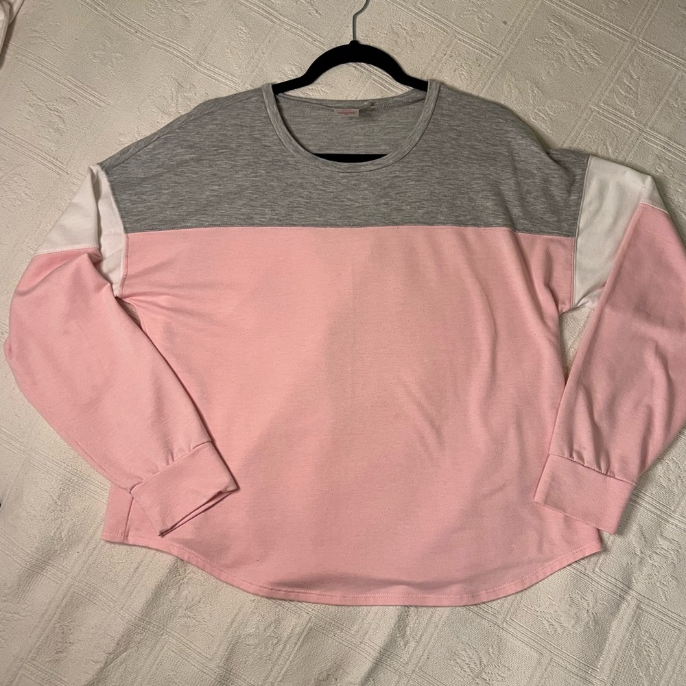 JUNIORS oversized block colors, lightweight sweat shirt, size XL